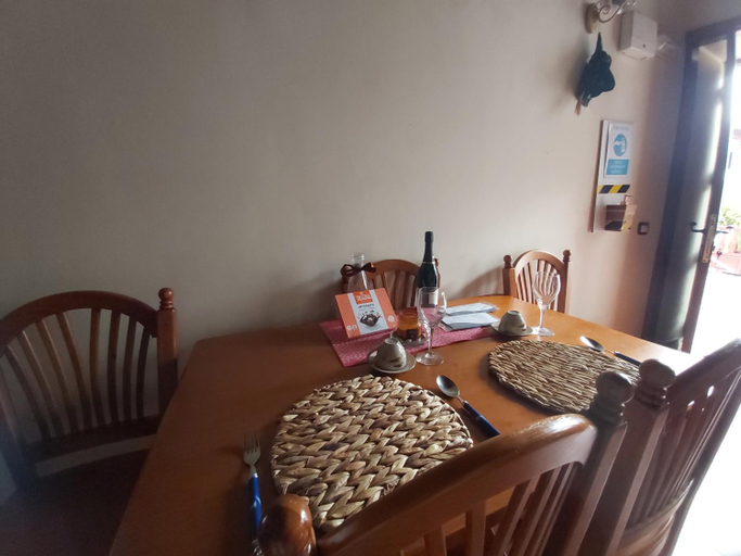 Others 4, Villa-Sleeps4-Parking-Garden-Pool-NearAirport, Santa Cruz de Tenerife