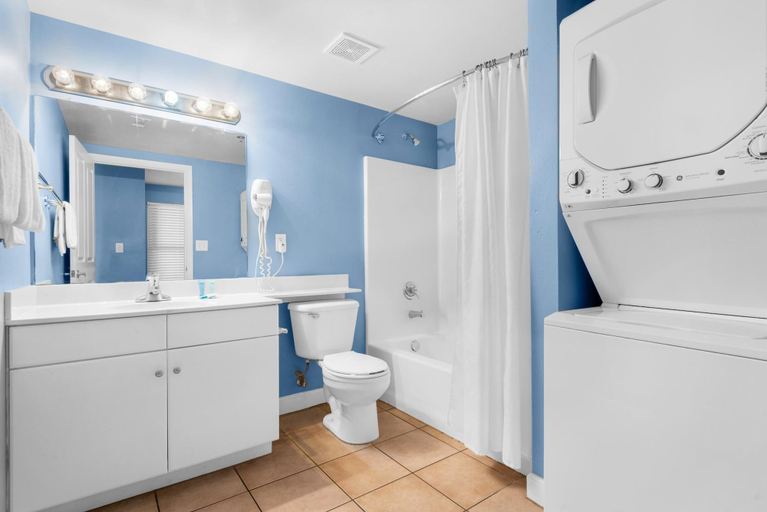 Bathroom 5, Shores of Panama 2112, Bay