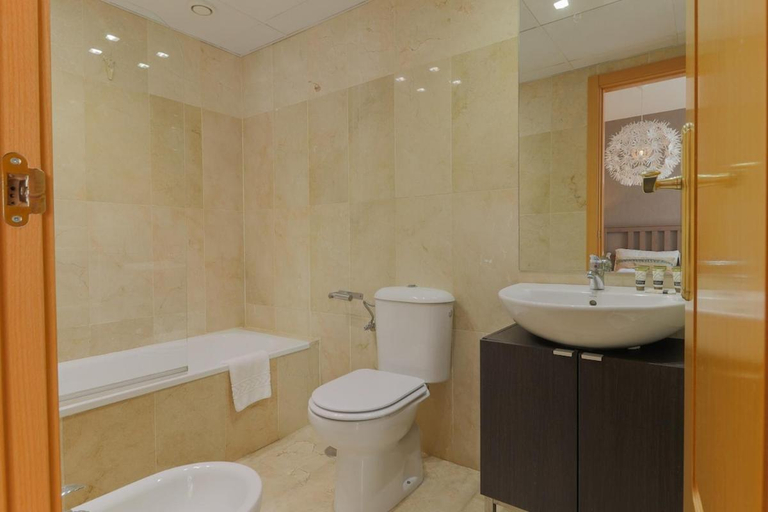 Others 5, C43 - Family House with Terrace and Shared Pool, Málaga