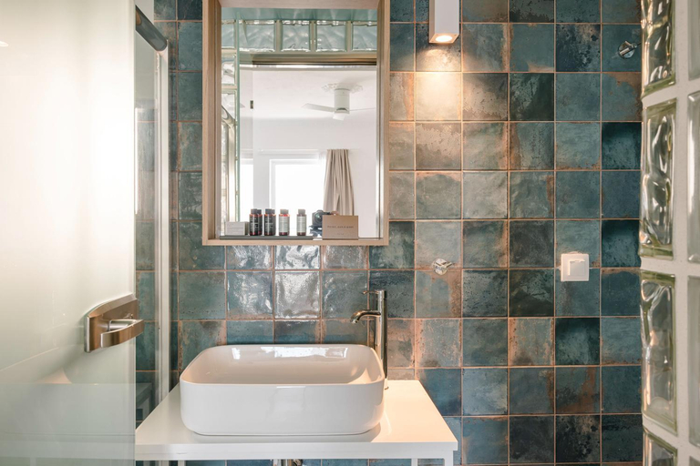 Bathroom 2, Aria Blue Suites, Thessaly