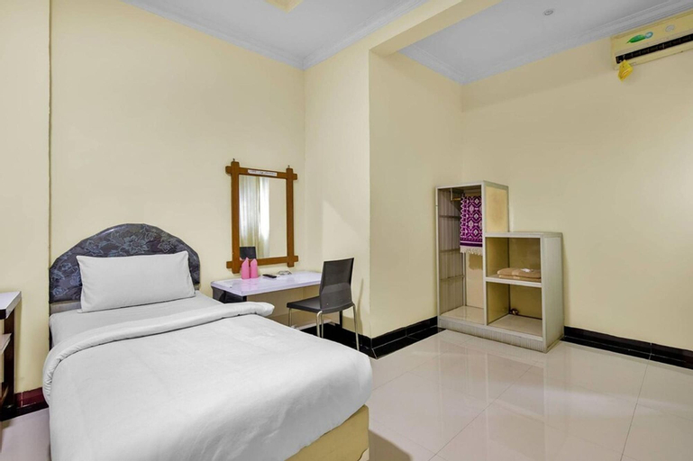 Bedroom 13