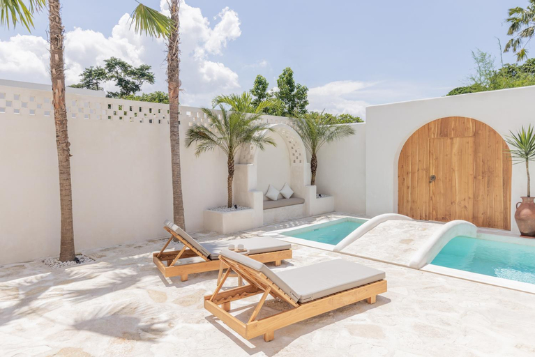 Swimming Pool 2