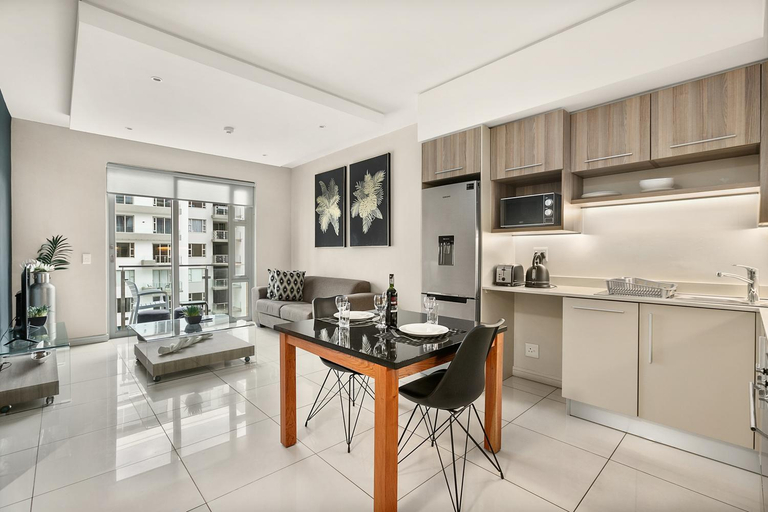 Others 5, Easy Stay - The Tyrwhitt Rosebank, City of Johannesburg