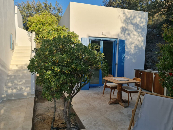 Others 5, Tilos Villa, South Aegean