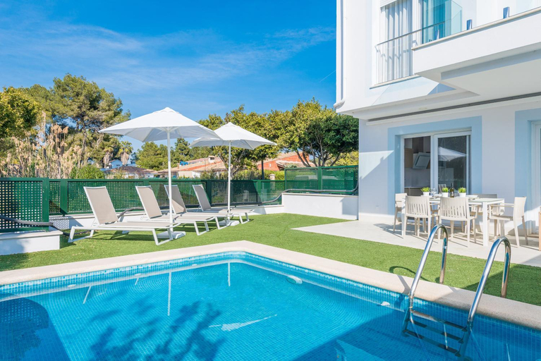 Sport & Beauty 2, Villa del Lago Atzavara, Baleares