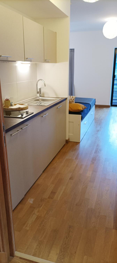 Others 5, Medicis Home Strasbourg, Bas-Rhin