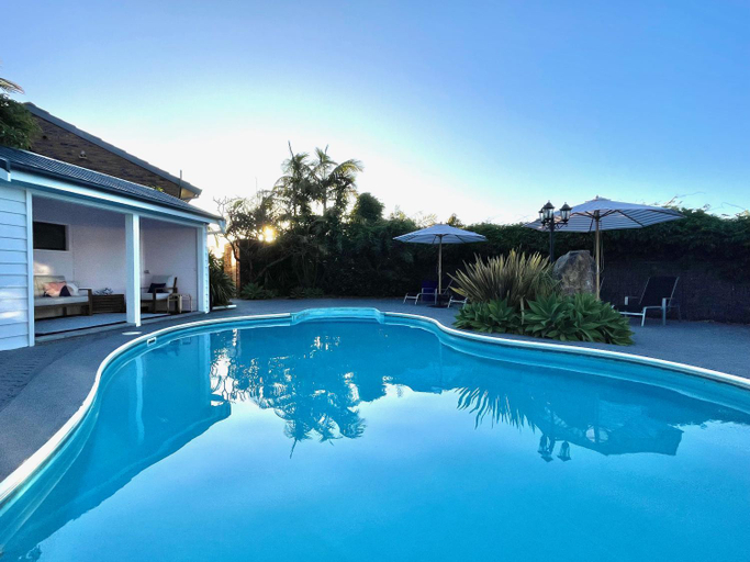 Sport & Beauty 5, Pelican Motor Inn, Bega Valley
