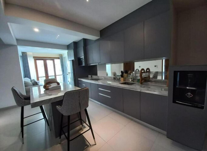 Dining Room 6