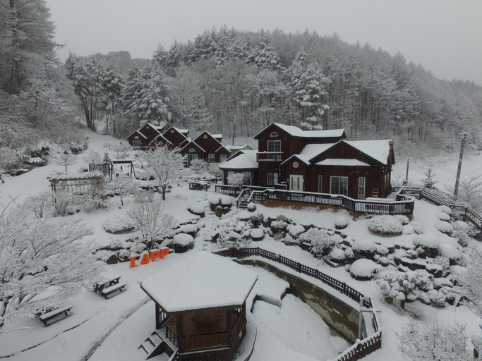 Exterior & Views 1, Sisilli Pension, Pyeongchang