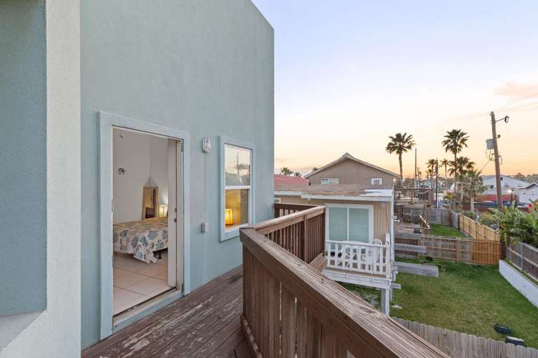Exterior & Views 2, Condo in 4plex 1/2 Block to Beach w/ Pool & Views!, Cameron