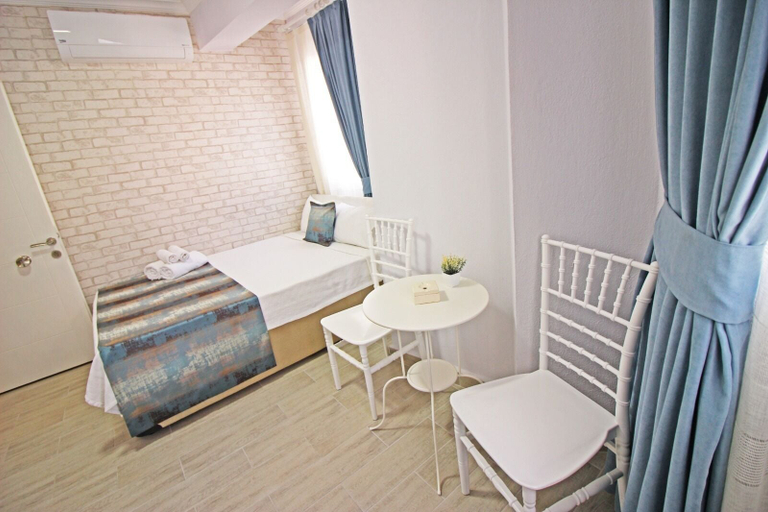 Bedroom 3, ArkaDeniz Konukevi Bozcaada, Bozcaada