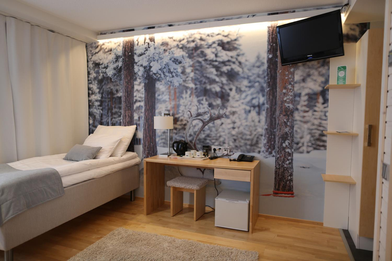 Others 5, Hotel Ivalo, Lapland