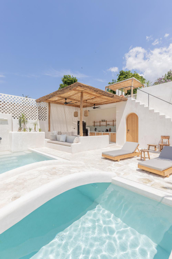 Swimming Pool 4