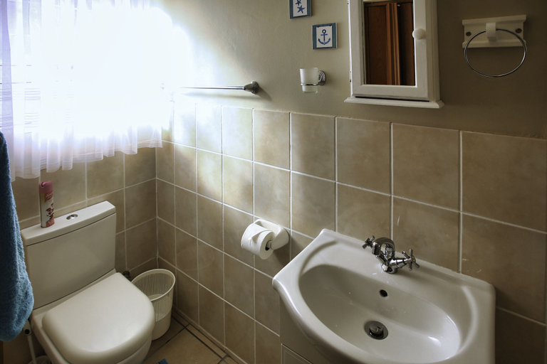 Bathroom 3, Mamma Mia Langebaan 6-sleeper, West Coast