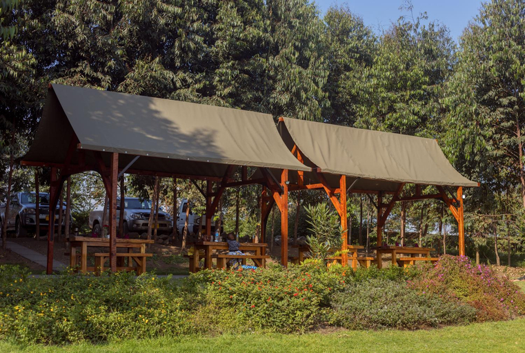 Food & Drinks 5, Shamba Lodge Cabin A, Arusha