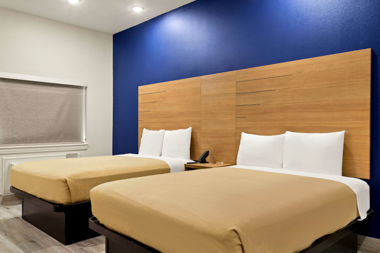 Bedroom 3, Scottish Inn Parker, Houston
