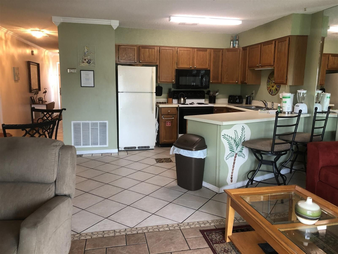 Others 1, 9 A, One Bedroom Condo, Walton