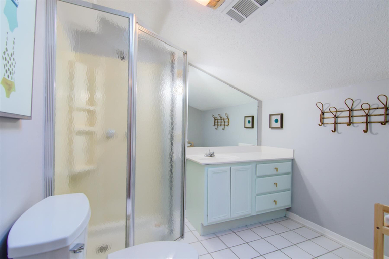 Bathroom 4, 7F Nama-stay, Walton