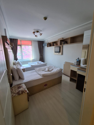 Bedroom 3, Oceans 7 Hotel, Fatih