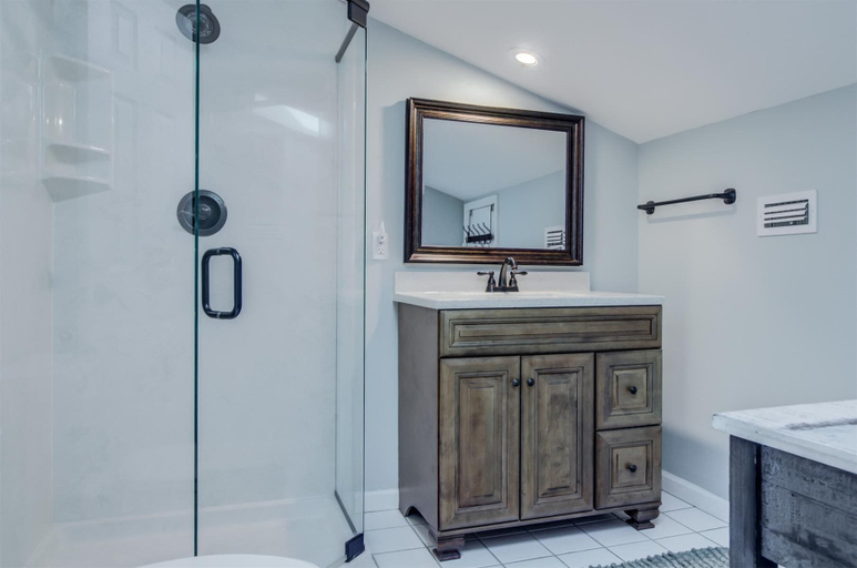 Bathroom 2, 9 H Two Bedroom Condo, Walton