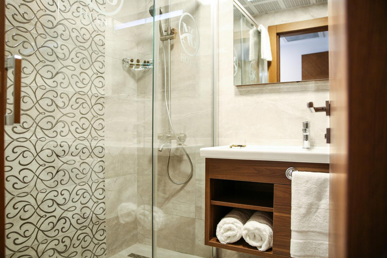 Bathroom 4, Newgate Hotel-NEW, Çankaya