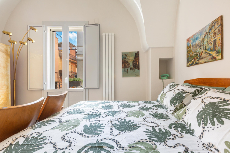 Room 5, 3719 Carraio Salentino-piano Terra by Barbarhouse, Lecce