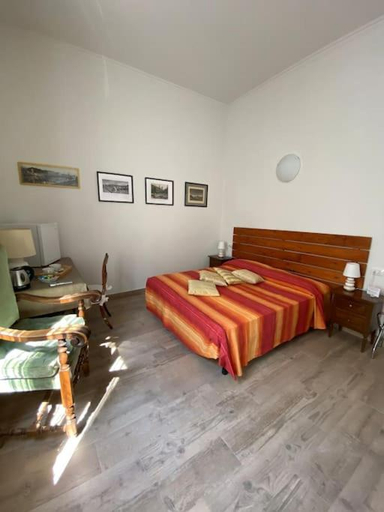 Others 3, AdriHome, Florence
