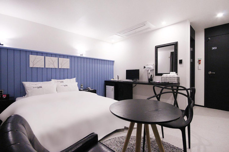 Bedroom 4, Pohang Mundeok Hotel XYM, Pohang