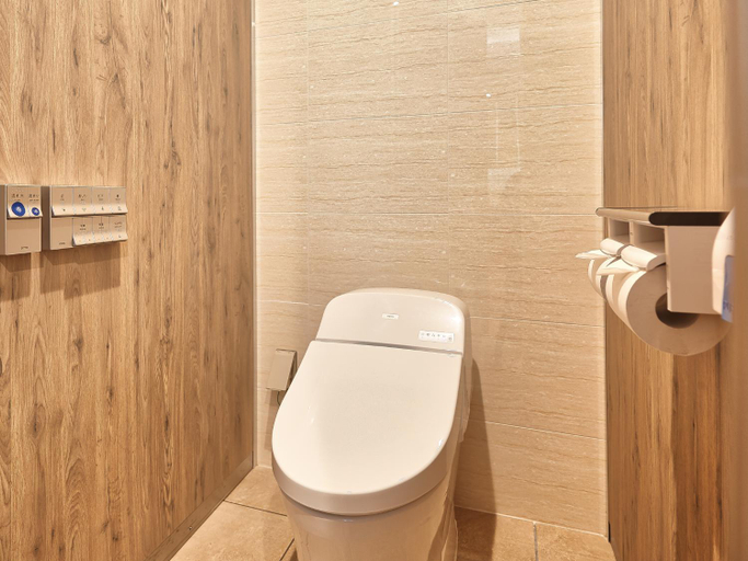 Bathroom 5, Enagic Hotel Yamaichi, Naha