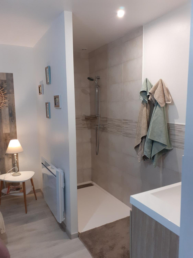 Bathroom, Escale en baie., Manche