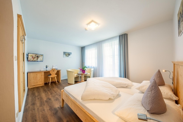 Bedroom 5, Wohlfühlhotel Mei Auszeit, Bolzano