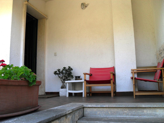 Others 2, i gu books & rooms, Bari