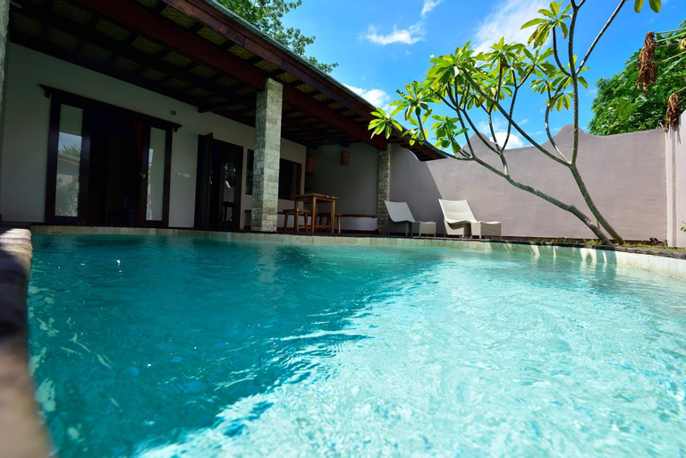 Swimming Pool 4