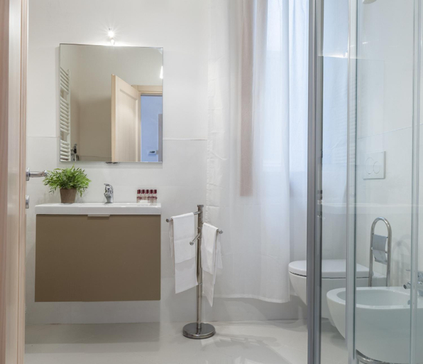 Bathroom 2, Accademia Charm Apartments, Venezia