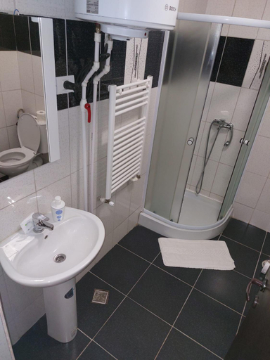 Bathroom 5, Hotel Babilon, Municipiul Bucuresti