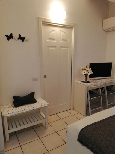 Others 2, B&B LE MAGNOLIE, Varese