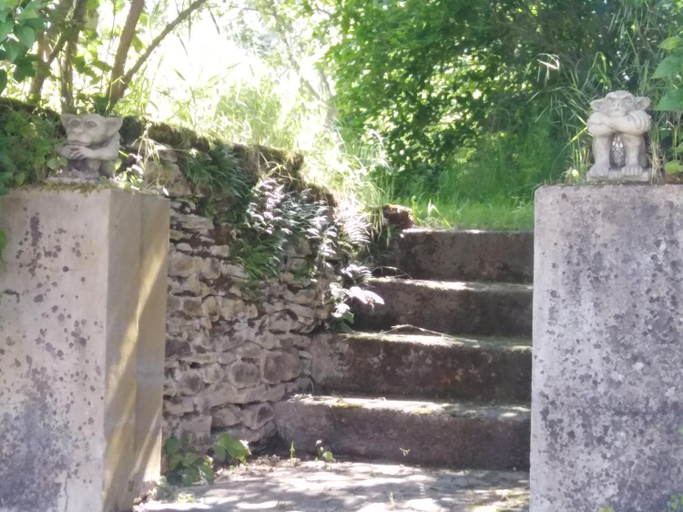 Others 5, Chateau de Linard, Creuse