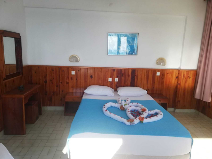 Bedroom 2, Royal Hotel Alanya, Alanya