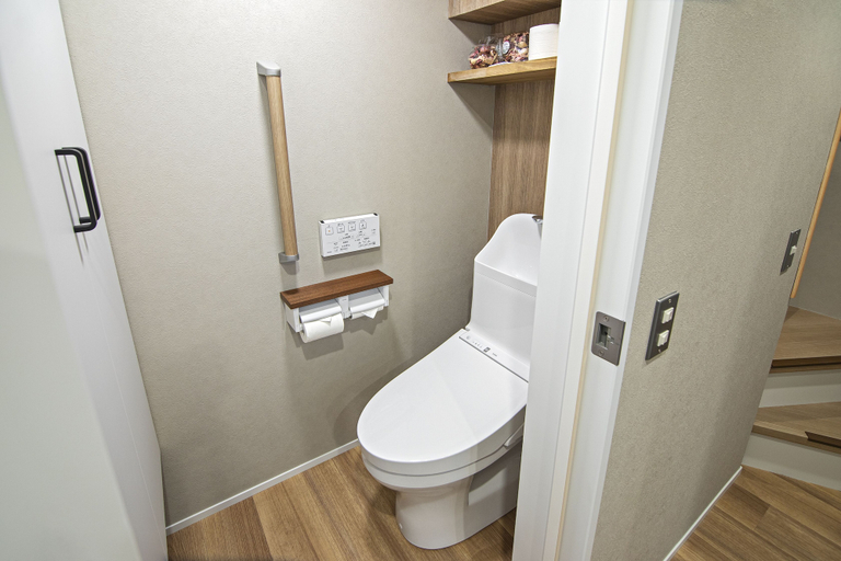 Bathroom 5, Mokunohana 2min to Station 2LDK 8ppl NEW, Osaka