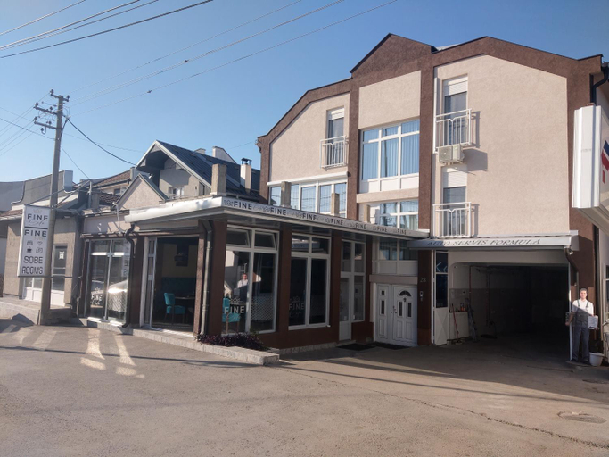Others 5, Fine Suites, Niš