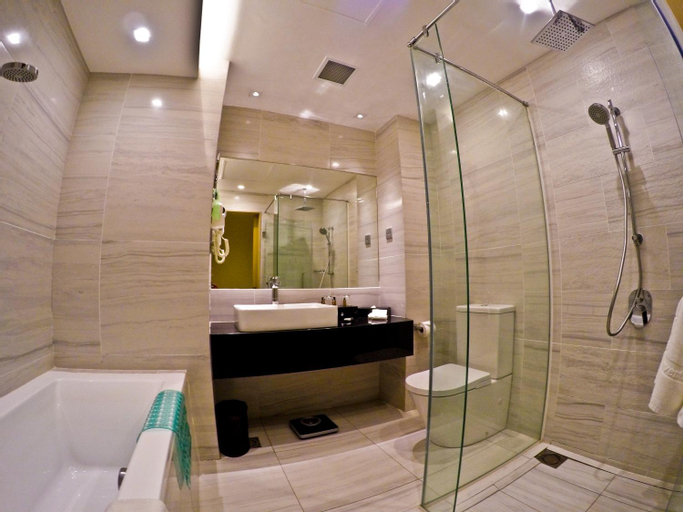 Bathroom 8