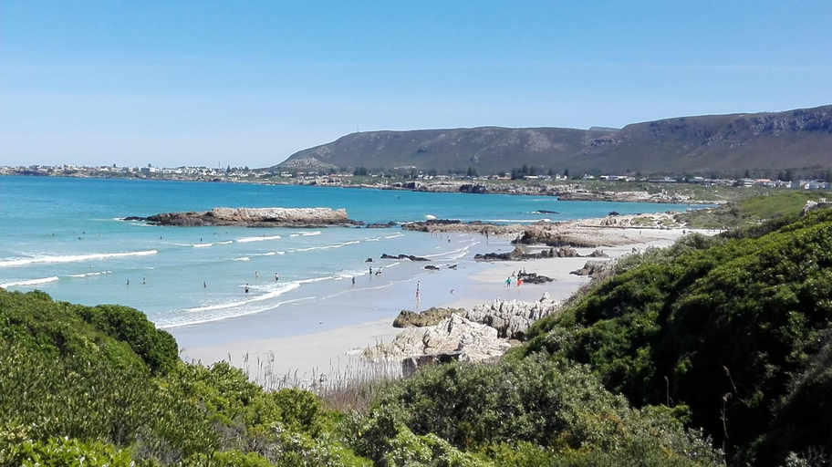 Others 5, Valentines Hermanus, Overberg