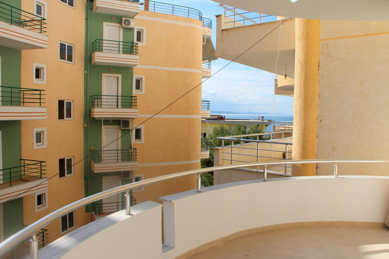 Others 3, Kristi Apartments, Sarandës