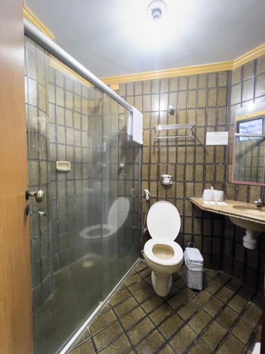 Bathroom 3, Central Hotel, Campina Grande