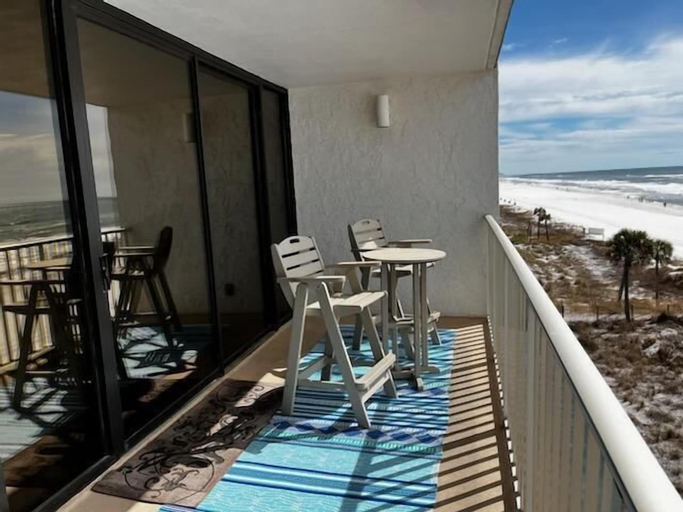 Exterior & Views 2, Windward 403 at Edgewater, Bay