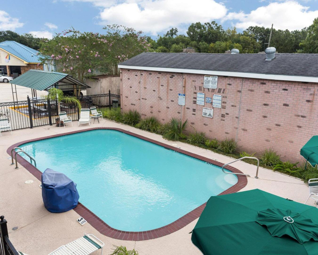 Sport & Beauty 5, Studio 6  Luling, LA, Saint Charles