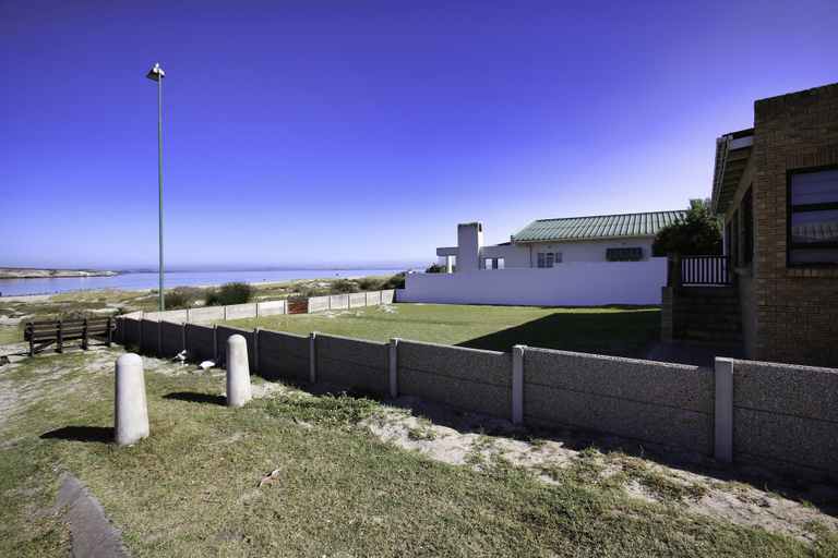 Exterior & Views, Oppi Stuppi Langebaan 4-Sleeper, West Coast