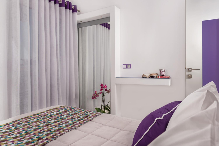 Bedroom 3, Sweet Pop, South Aegean