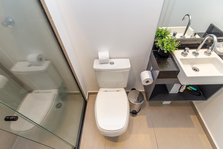 Bathroom 8