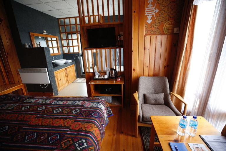 Others 4, Thimphu Boutique, Kawang